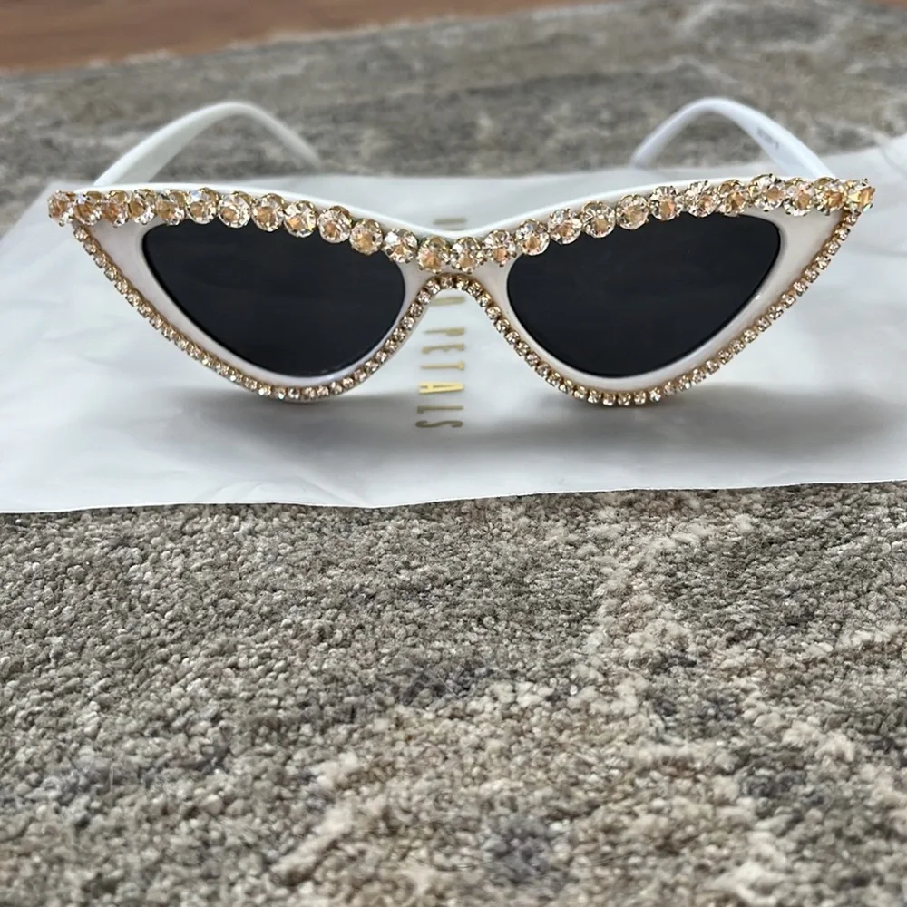 UNTAMED PETALS BY AMANDA JUDGE White Cat Eye Sunglasses with Clear Crystal Trim